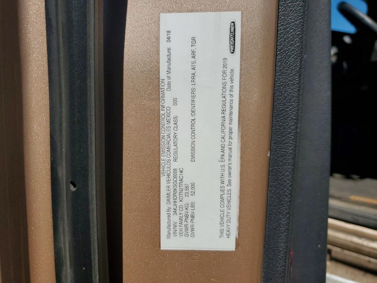 2019 FREIGLINER All other VIN 3AKJHHDR8KSGC6008 photo 10