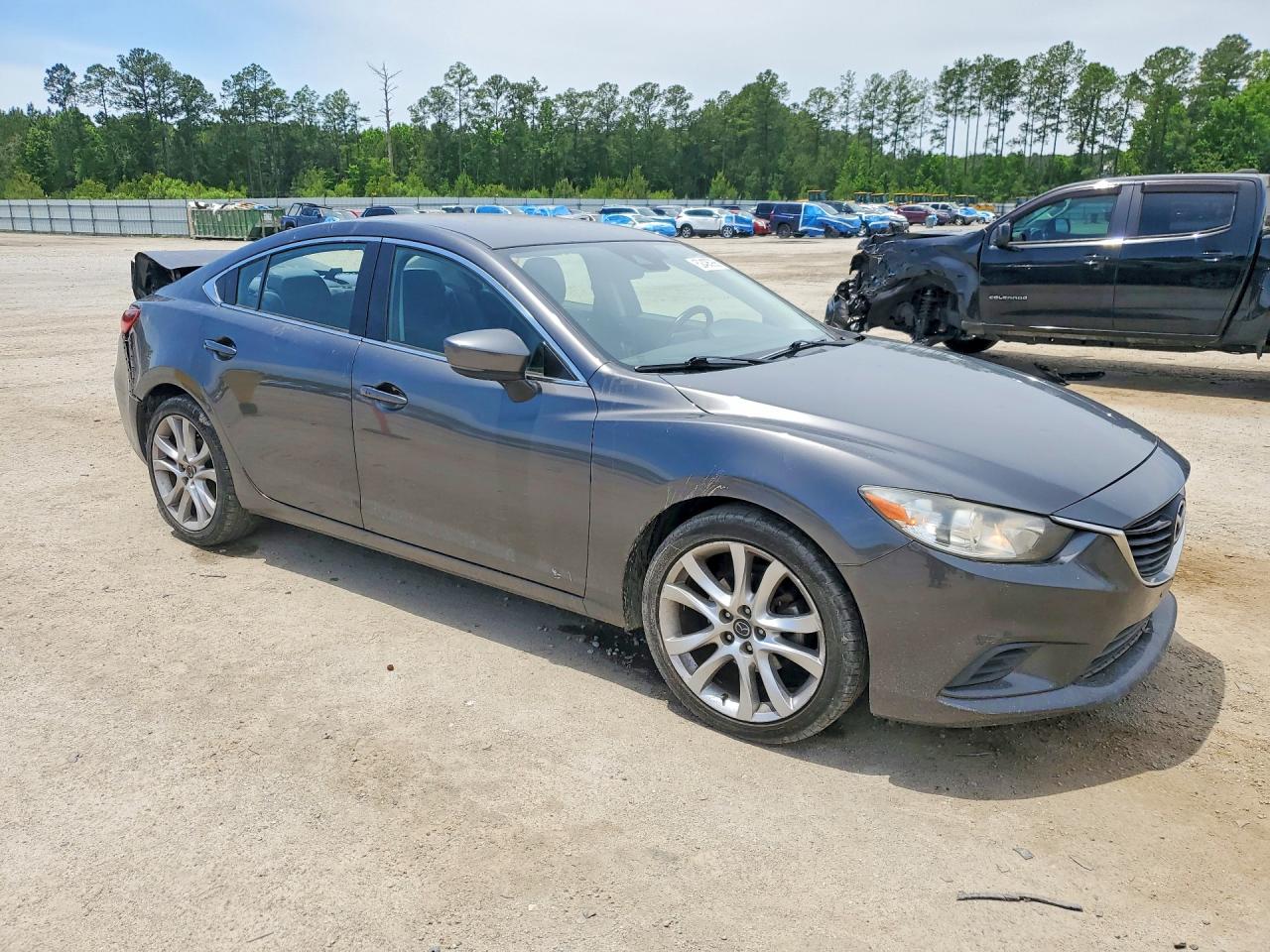 2017 Mazda 6 VIN JM1GL1V5XH1122581 photo 4