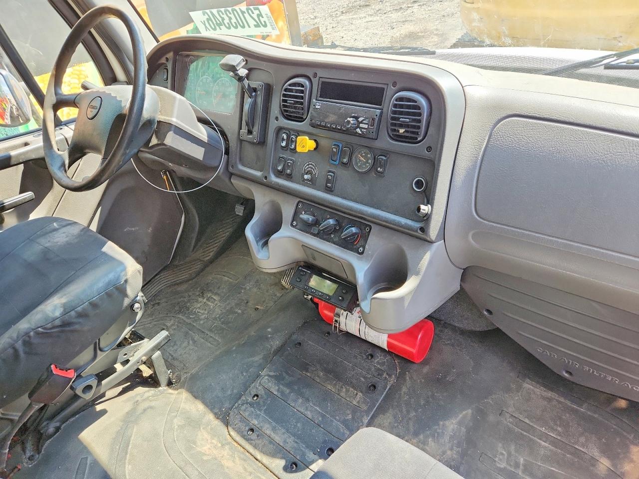 2019 FREIGHTLINER All other VIN 3ALACWFC0KDLD3454 photo 8