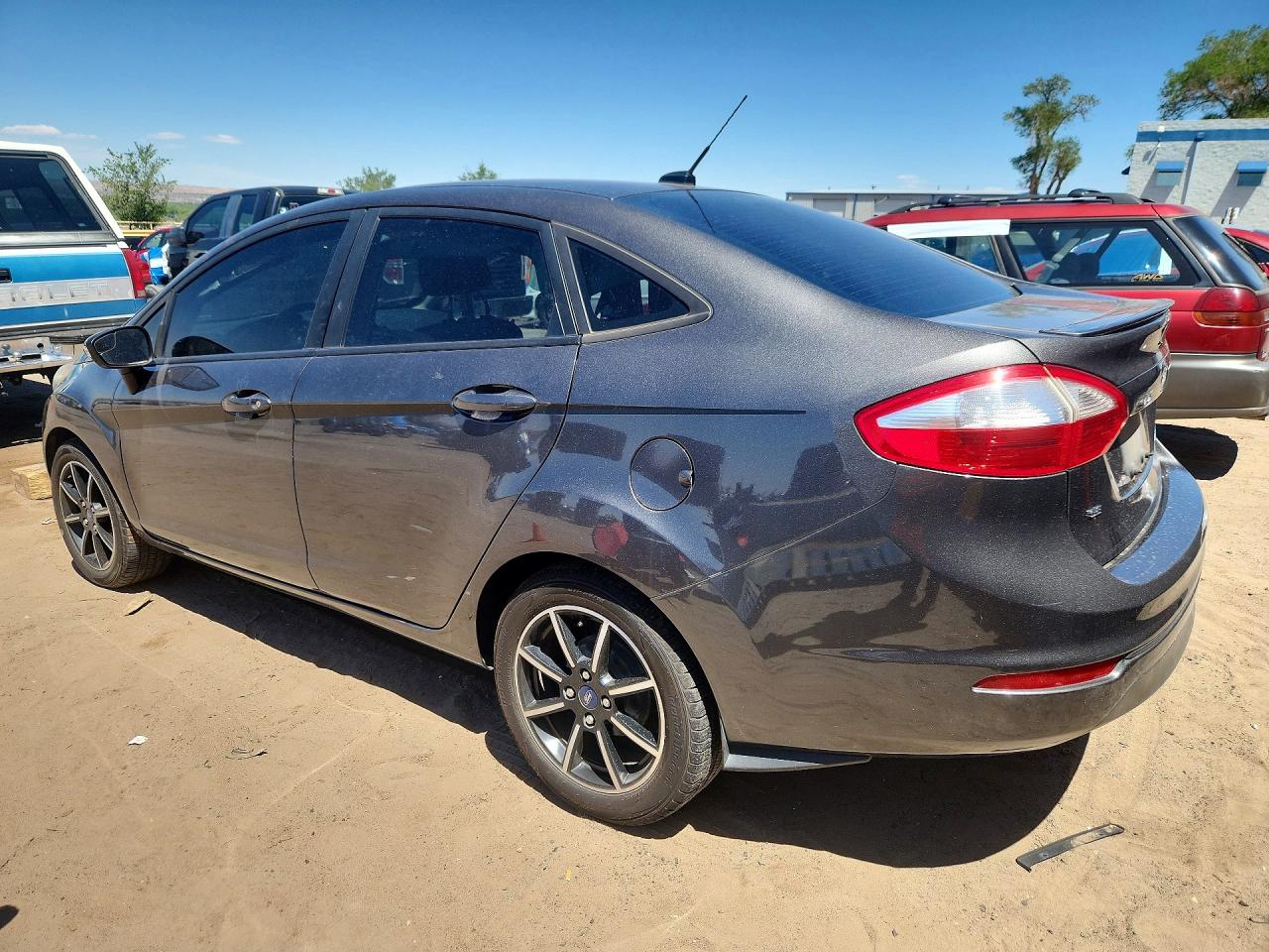 2018 Fiesta VIN 3FADP4BJ7JM130355 photo 2