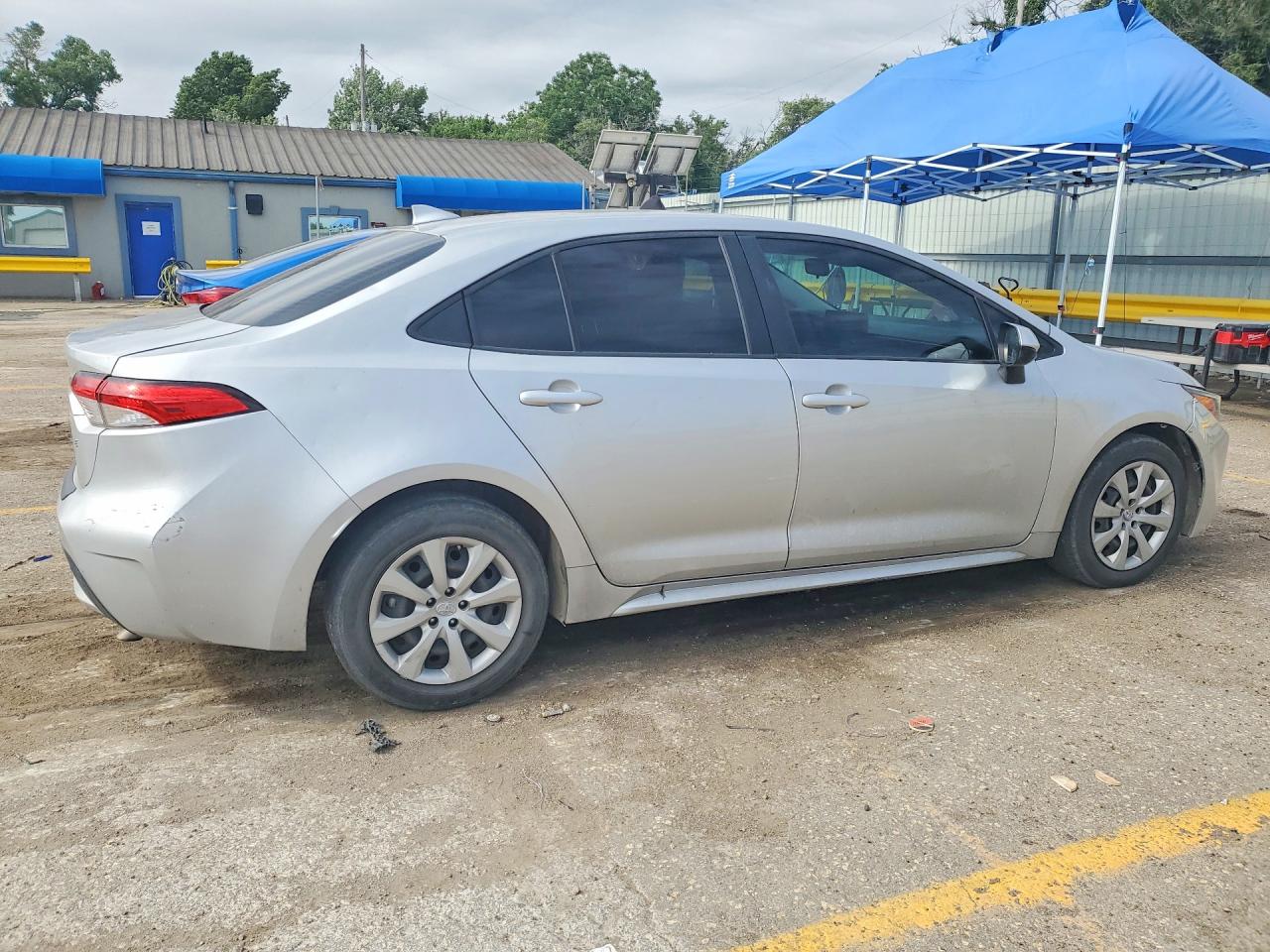 2022 Toyota Corolla VIN JTDEPMAE7NJ226105 photo 3
