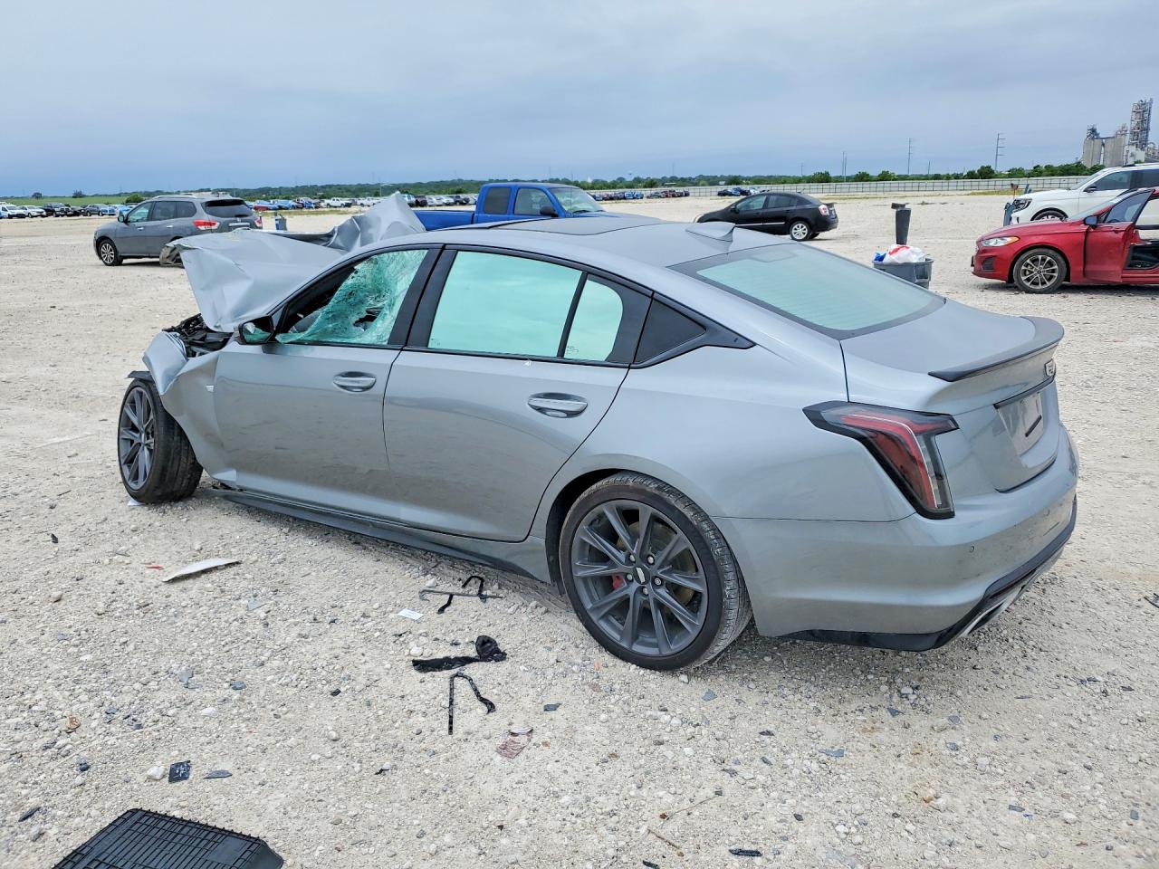 2024 Cadillac Ct5 VIN 1G6DP5RK6R0102384 photo 2