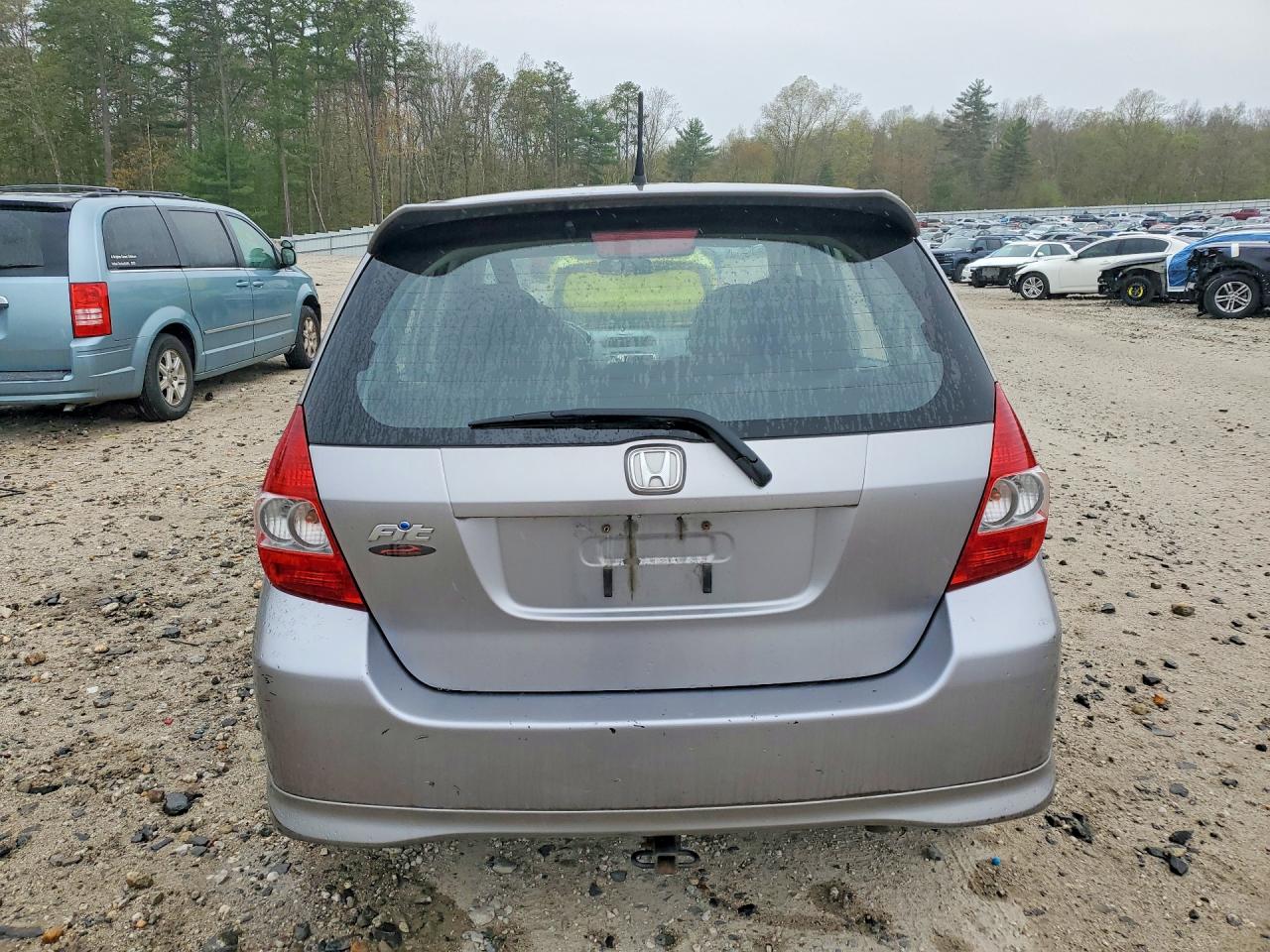 2008 Honda Fit VIN JHMGD376X8S044827 photo 6