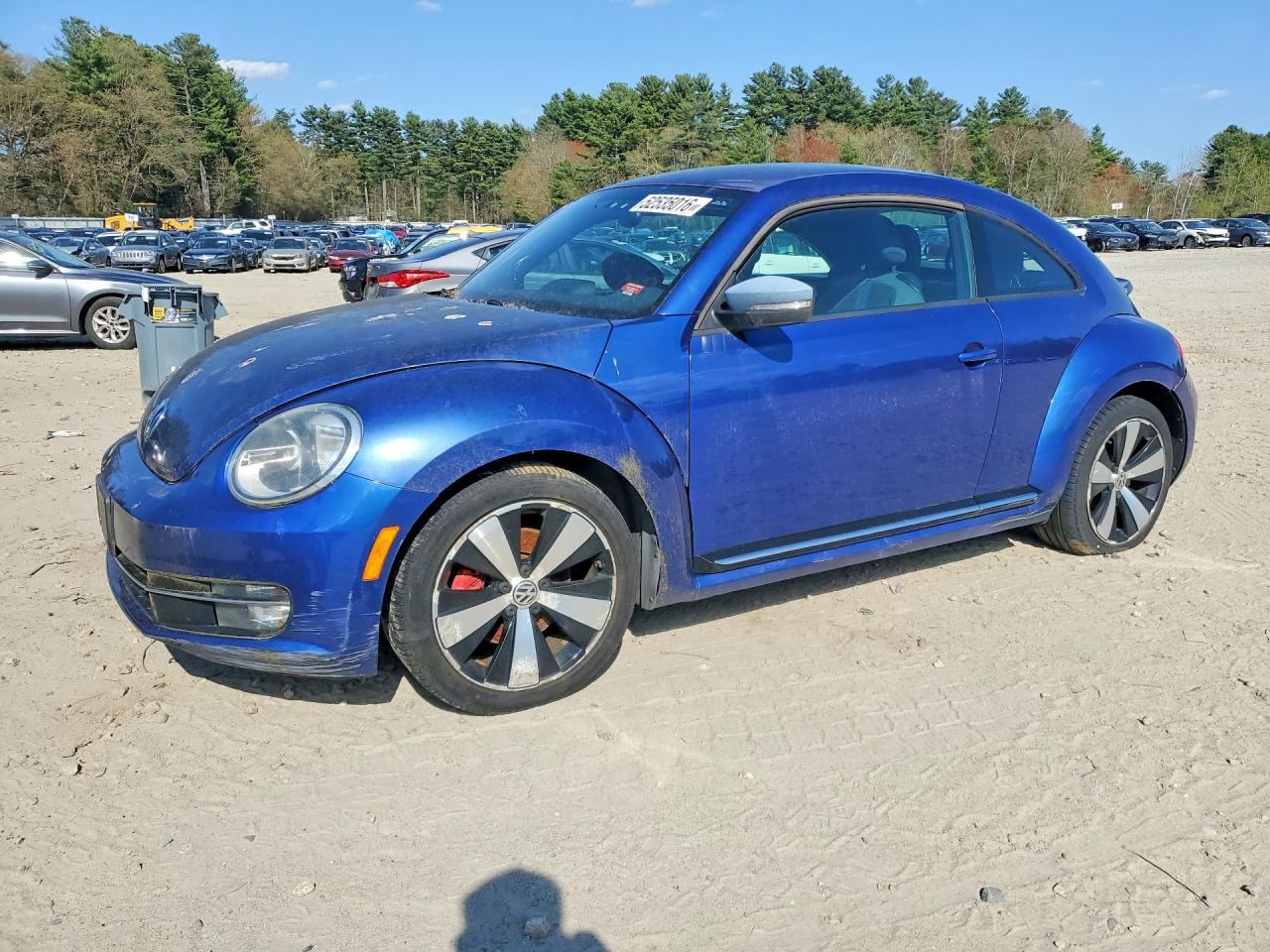 2012 Volkswagen Beetle VIN 3VW467AT3CM640123 photo 1