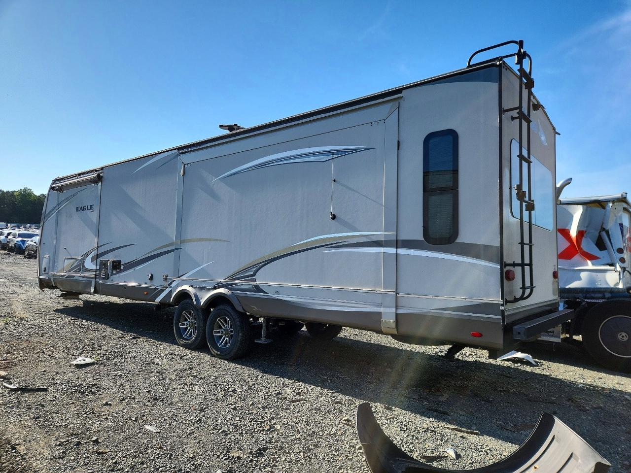 2019 JAYCO All models VIN 1UJBJ0BU9K1EA0110 photo 3