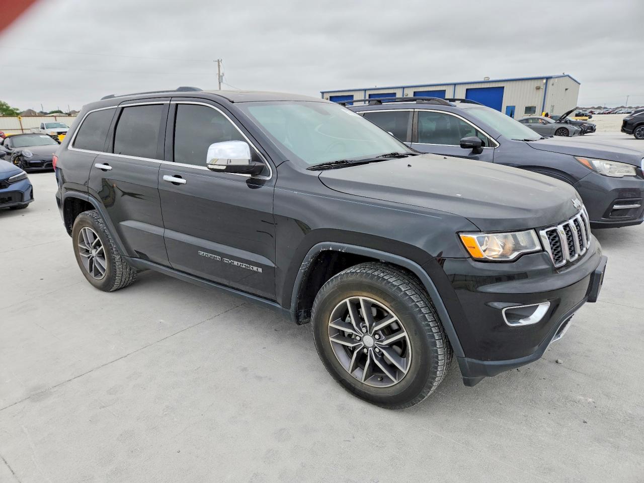 2017 Jeep Cherokee VIN 1C4RJEBG1HC659291 photo 4