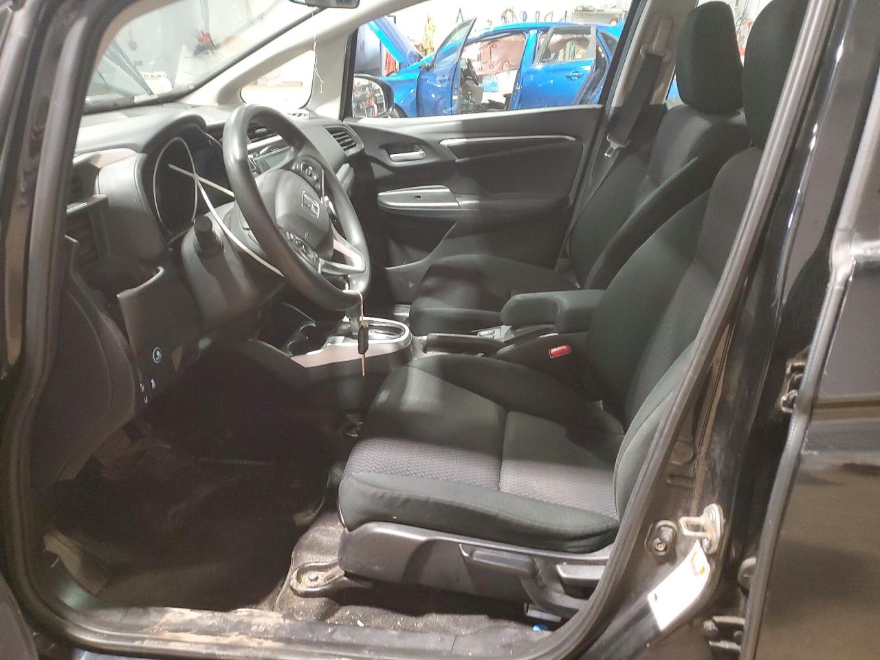 2019 Honda Fit VIN 3HGGK5H58KM101990 photo 7
