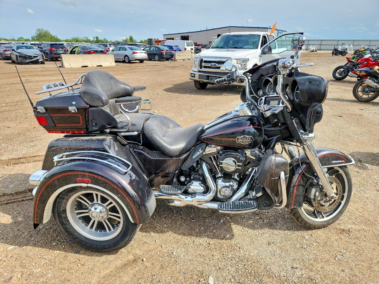 2013 HARLEY Fl VIN 1HD1KBM19DB695214 photo 1