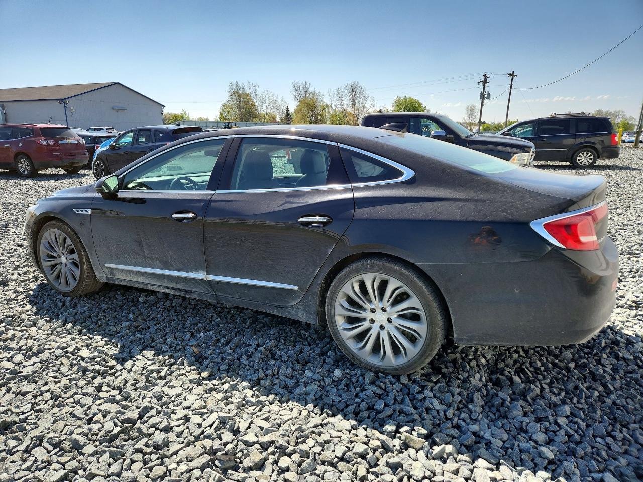 2017 Buick Lacrosse VIN 1G4ZR5SS4HU186263 photo 2