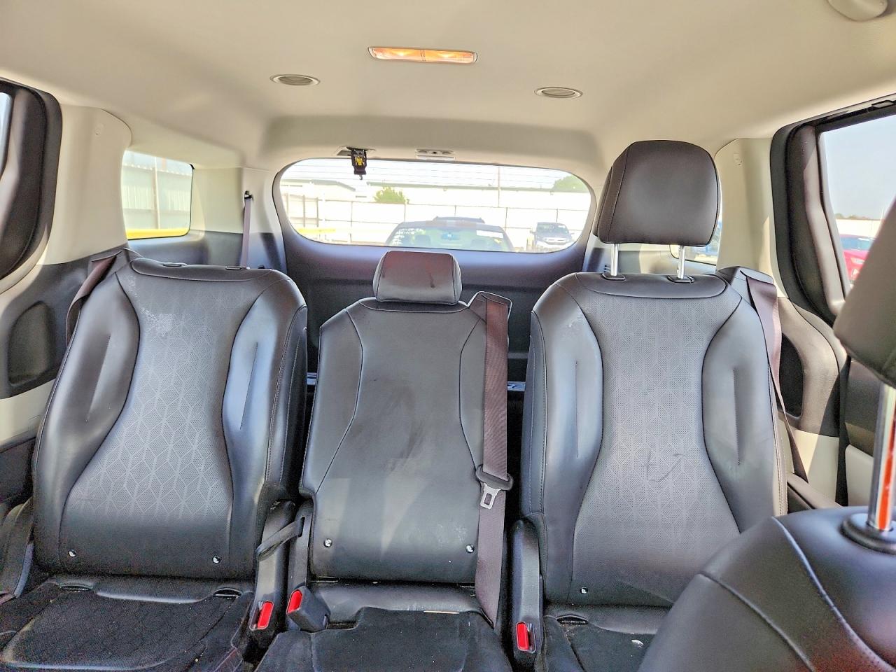 2022 Kia All other VIN KNDNB4H36N6084481 photo 10
