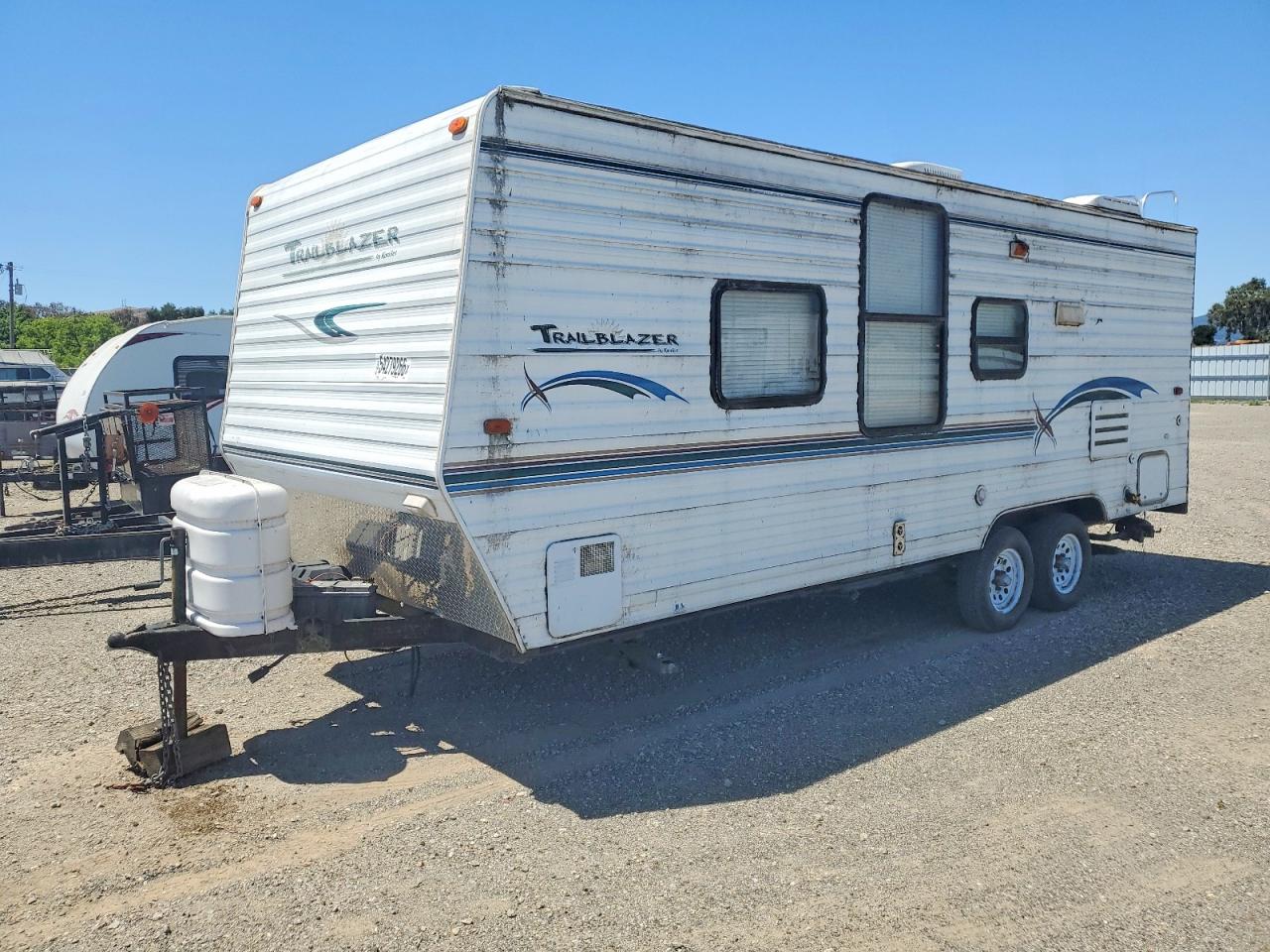 2003 KOMFORT TRAILERS VIN 1K52KBK2X32021355 photo 2