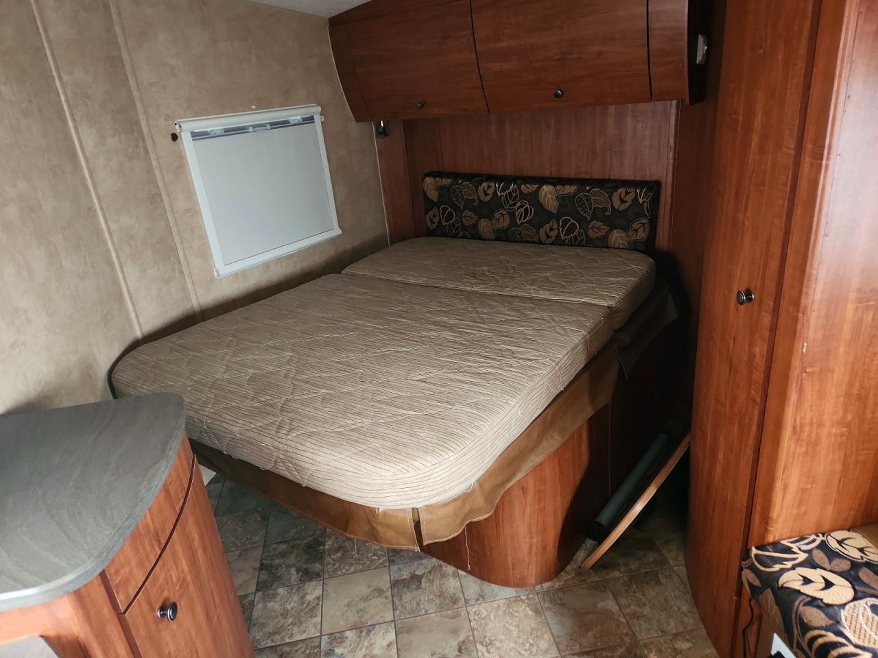 2012 JAYCO Travel tra VIN 1UJBJ0AK5C1GC0085 photo 7