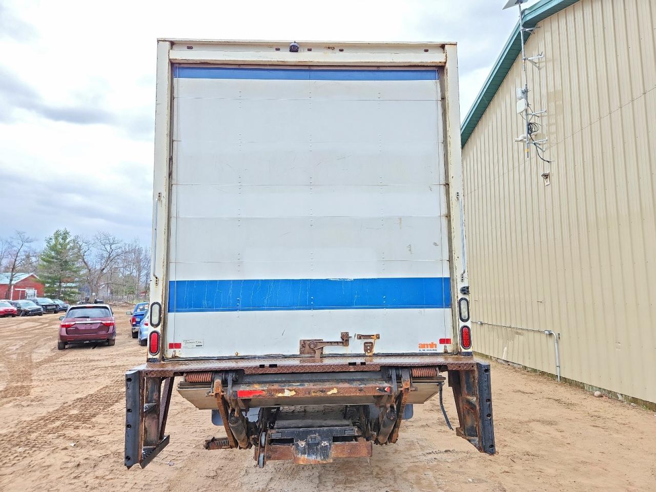 2017 FREIGHTLINER All other VIN 1FVACWDUXHHJB9764 photo 6