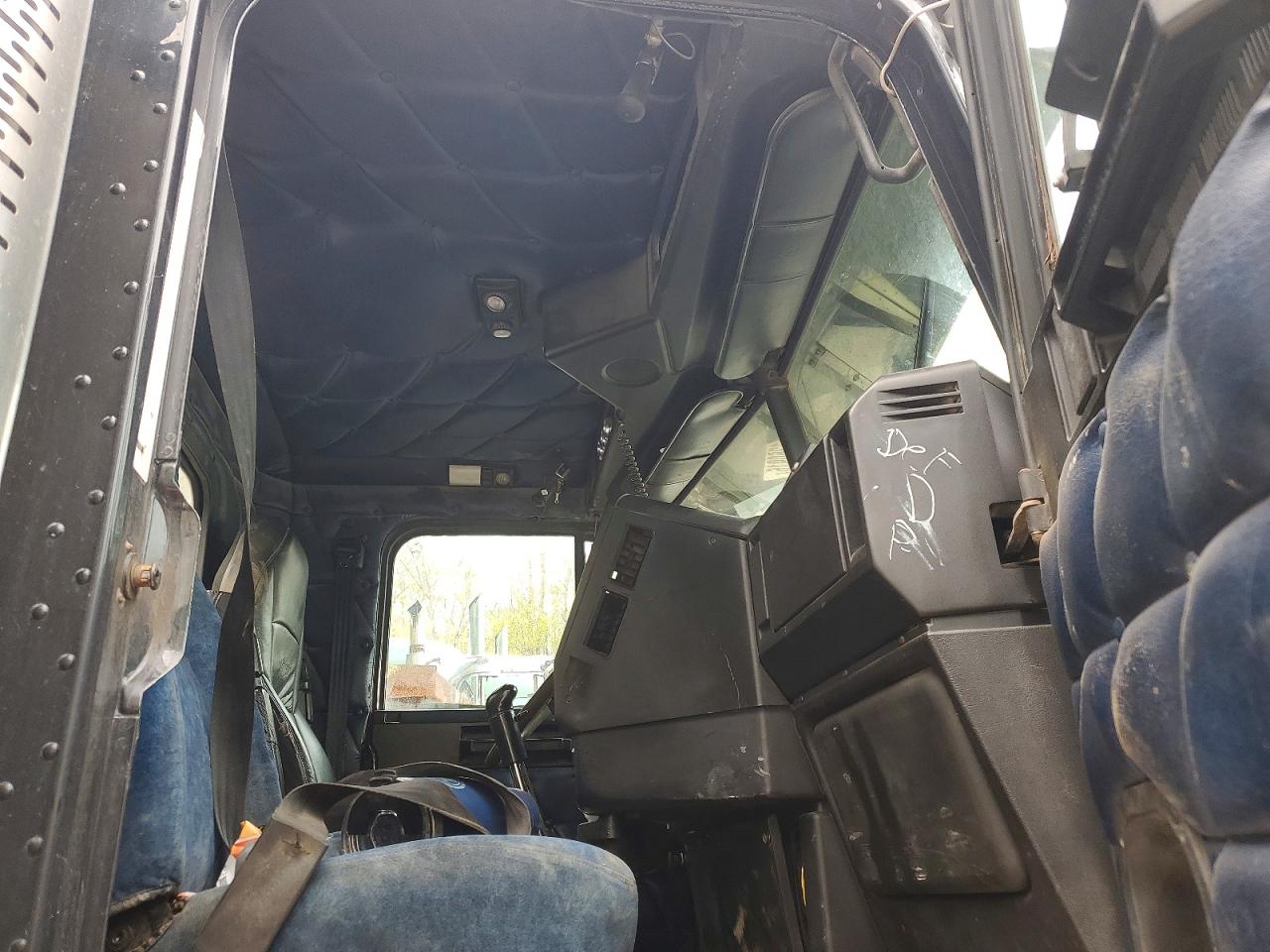 2007 FREIGHTLINER All other VIN 1FUJALAV97DX74241 photo 5