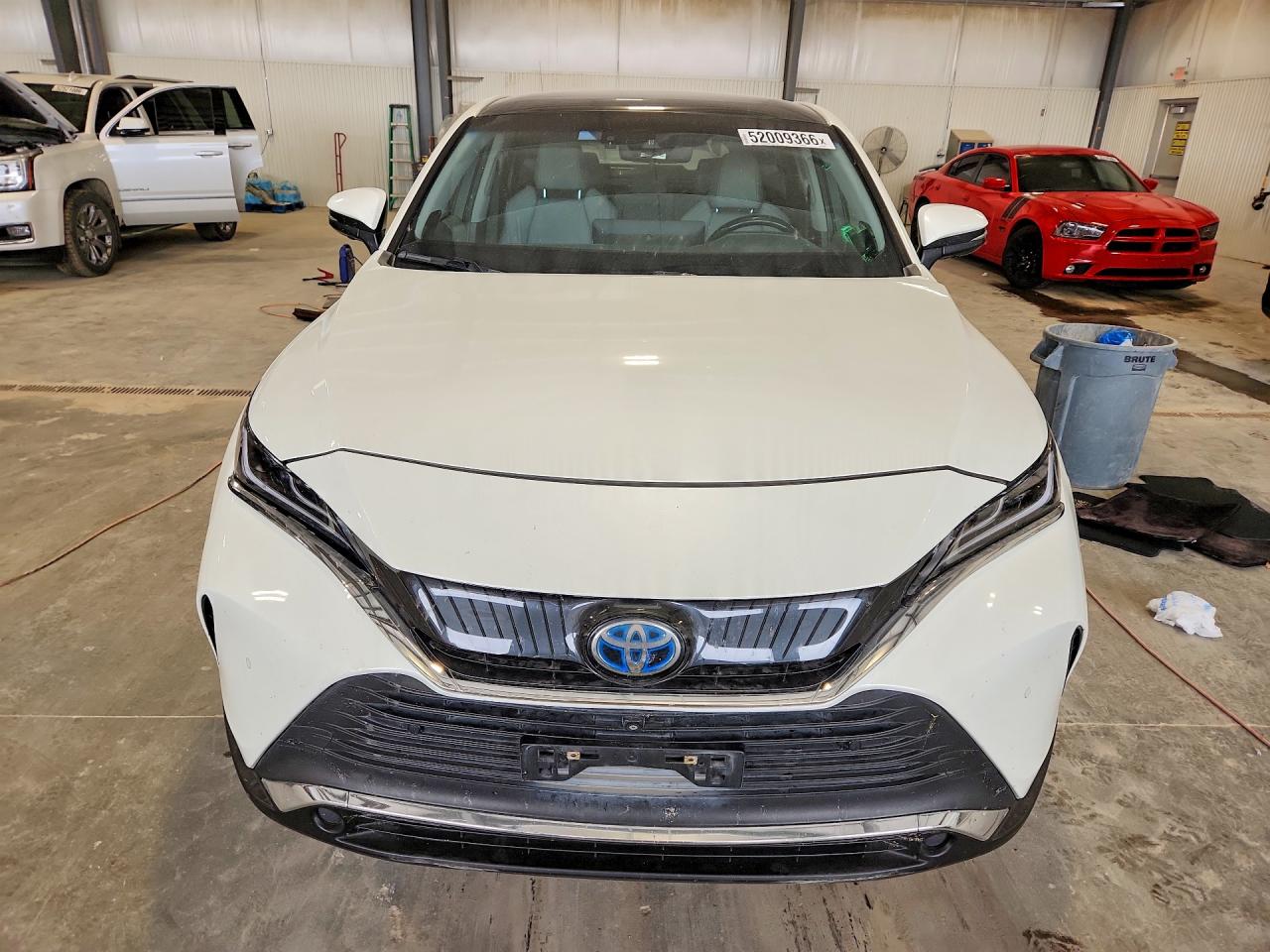 2021 Toyota Venza VIN JTEAAAAH8MJ006409 photo 5