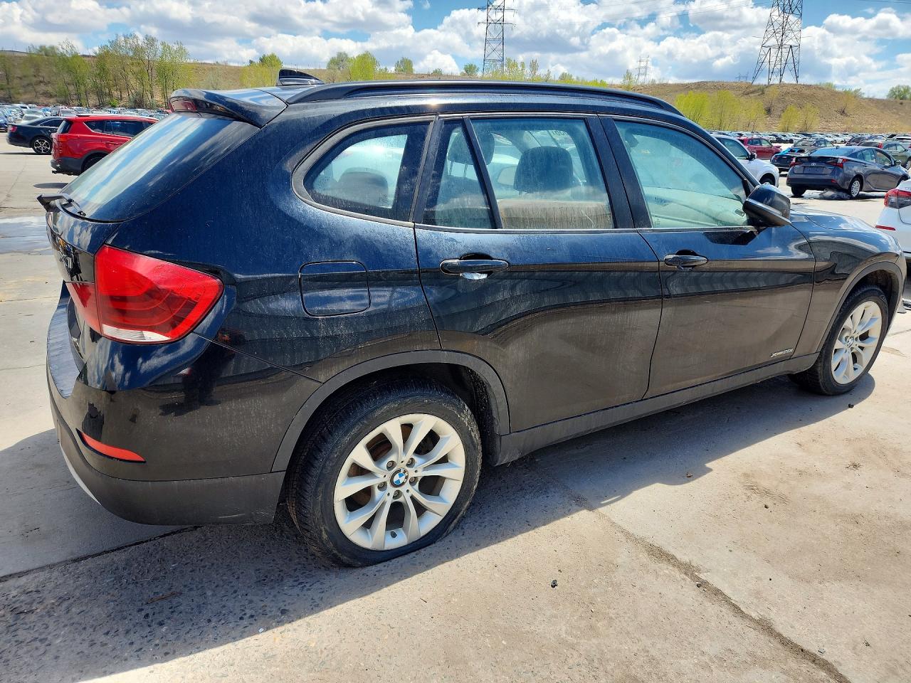 2013 BMW X1 VIN WBAVL1C57DVR87518 photo 3