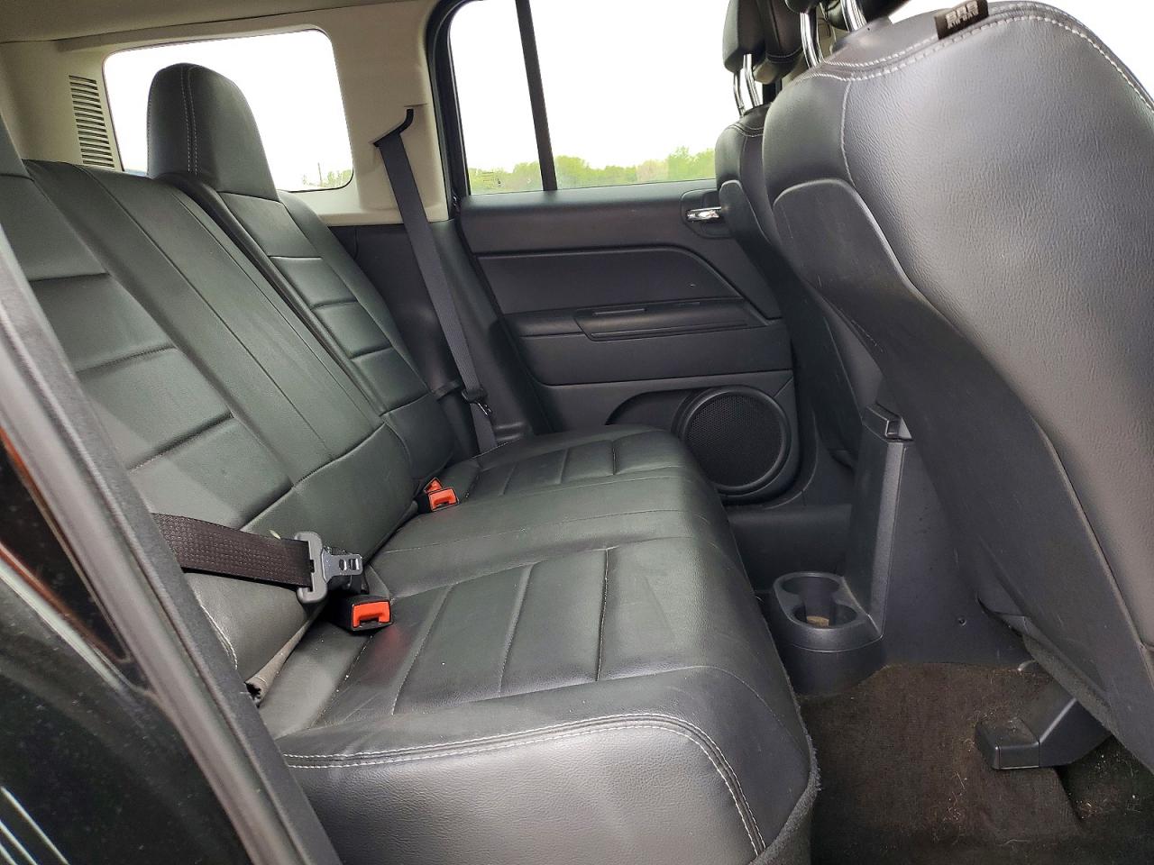 2015 Jeep Patriot VIN 1C4NJRFB0FD365456 photo 11