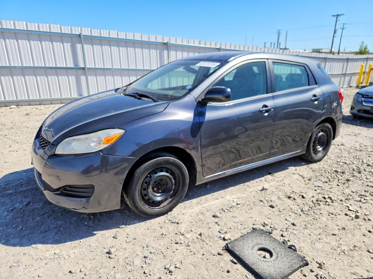 2009 Toyota Matrix VIN 2T1KU40E69C152318 photo 1