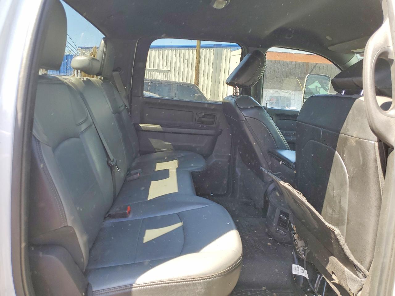 2022 Ram 3500 VIN 3C63R3GJ5NG276817 photo 10