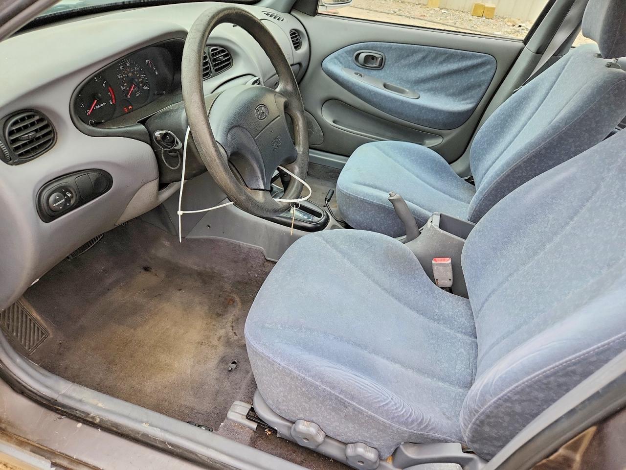 2000 Hyundai Elantra VIN KMHJF35F7YU005228 photo 7