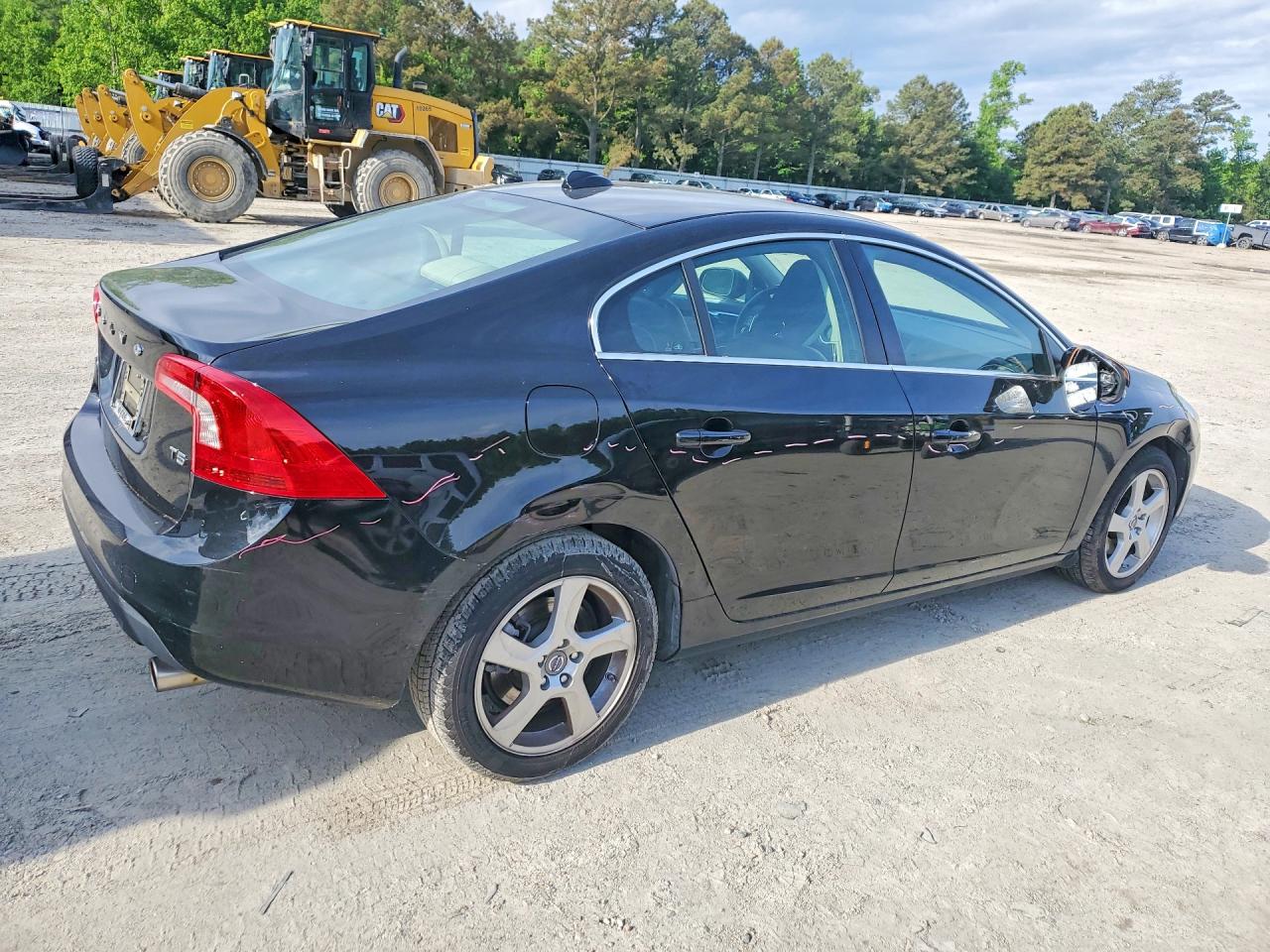 2013 Volvo S60 VIN YV1612FS1D2172439 photo 3