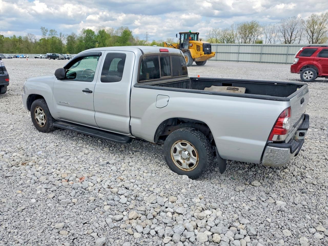 2010 Toyota Tacoma VIN 5TETX4CNXAZ715098 photo 2