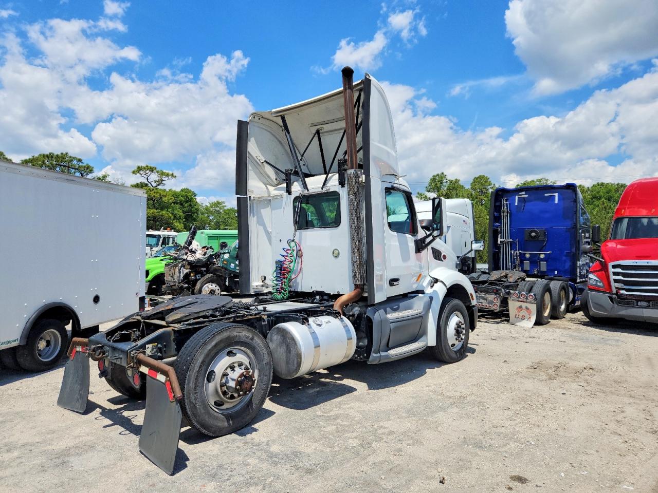 2016 PETERBILT All other VIN 1XPBA48X9GD339856 photo 4