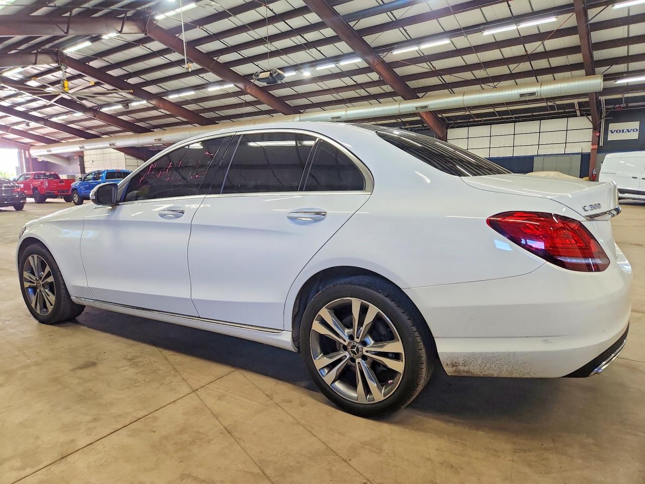 2021 Mercedes-Benz C class VIN W1KWF8EBXMR626194 photo 2