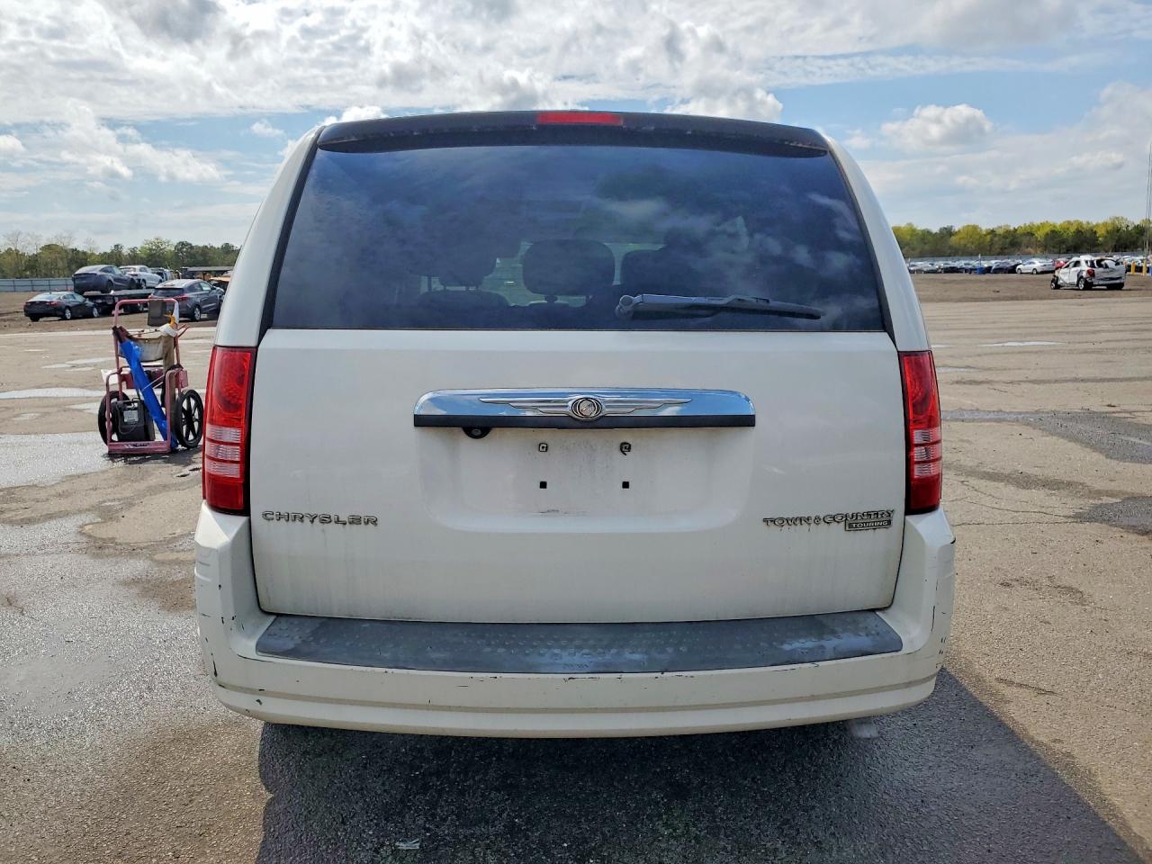 2009 CHRY Minivan VIN 2A8HR54169R640380 photo 6