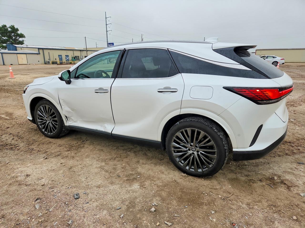 2023 Lexus Rx350 VIN 2T2BAMBA9PC012422 photo 2