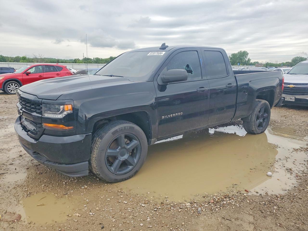 2016 Chevrolet All models VIN 1GCRCPEC2GZ398358 photo 1