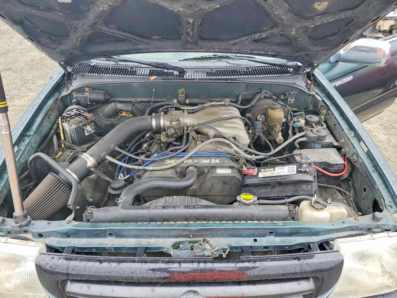 1999 Toyota Tacoma VIN 4TAWN74N1XZ560525 photo 11