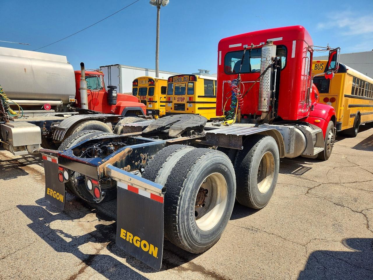 2015 PETERBILT All models VIN 1NPXGGGG90D321168 photo 4