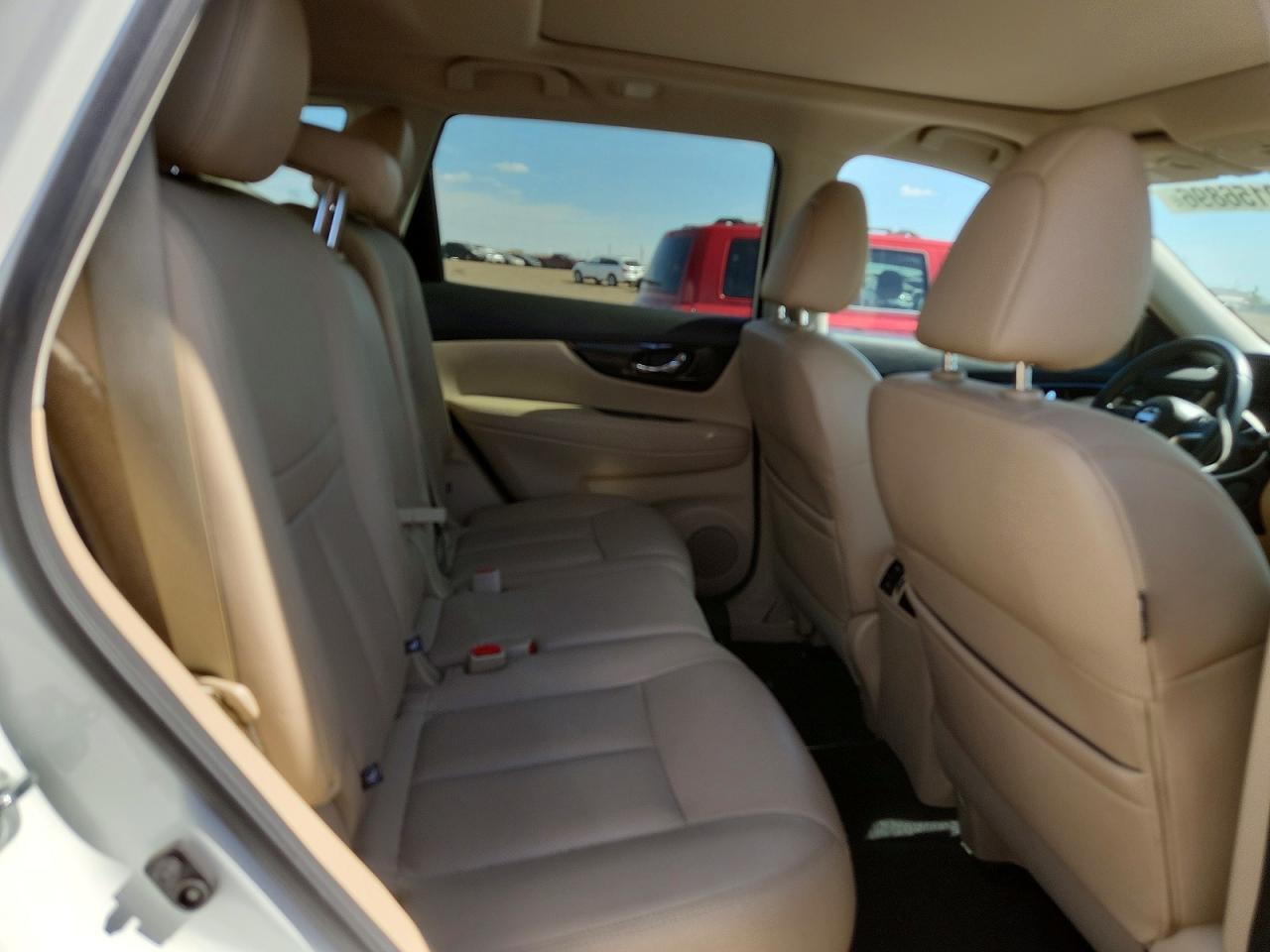2019 NISS Rogue VIN 5N1AT2MV1KC822638 photo 11