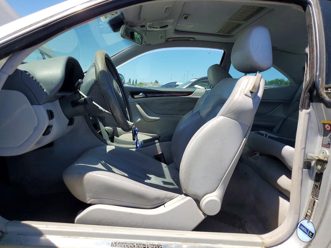 2002 Mercedes-Benz Clk-class VIN WDBLJ65G52T128169 photo 7