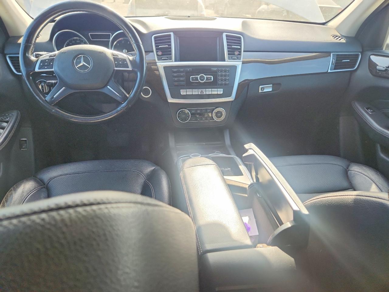 2015 Mercedes-Benz M-class VIN 4JGDA5HB7FA502164 photo 8