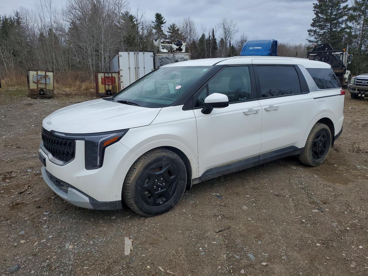 2025 Kia All other VIN KNDNB5K3XS6531453 photo 1