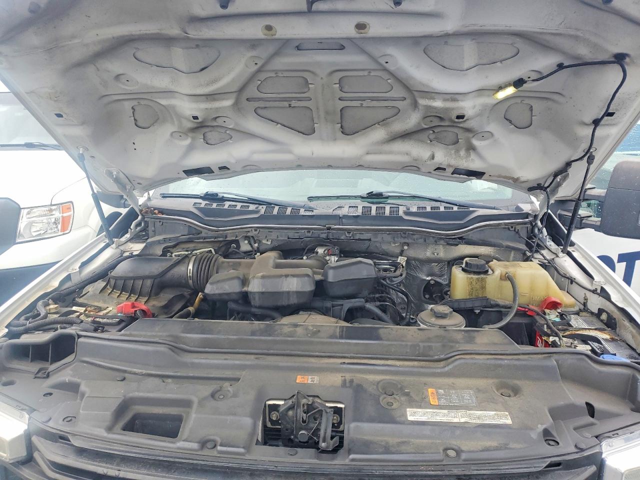 2019 Ford F350 VIN 1FDRF3G61KEG11366 photo 11