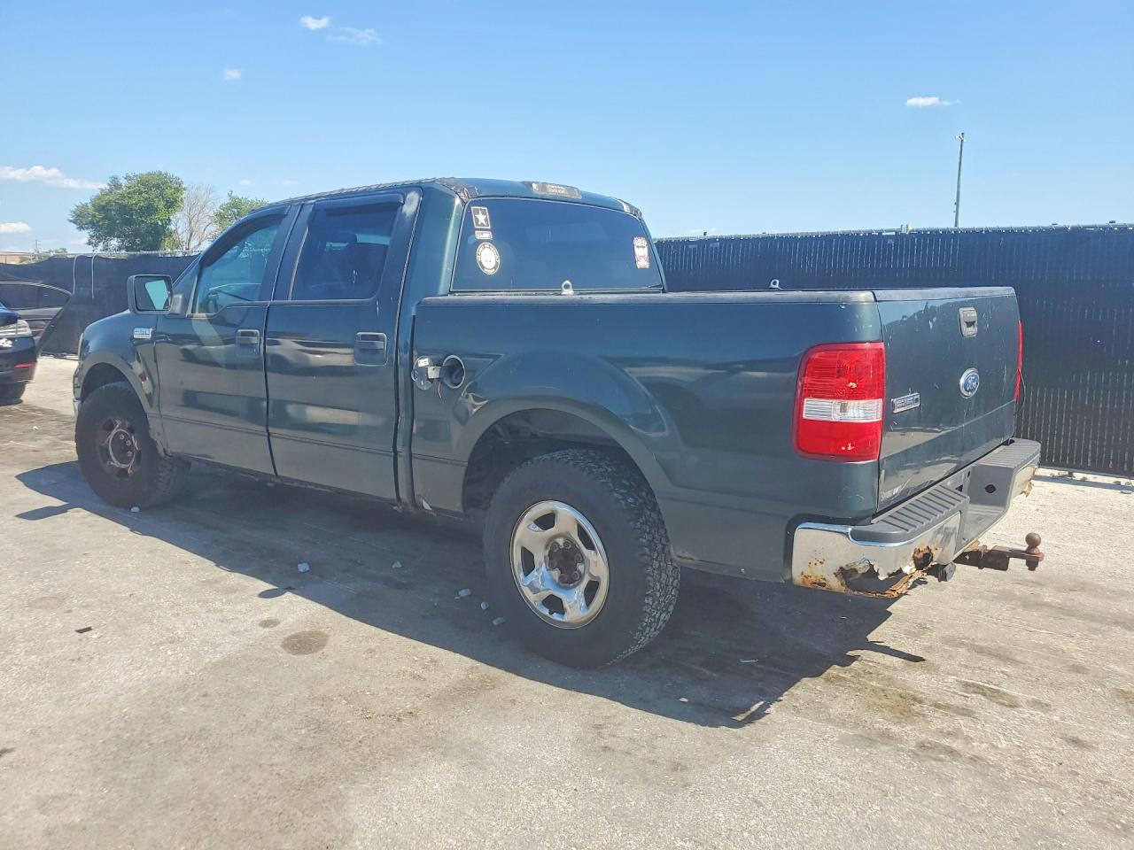 2005 Ford F150 VIN 1FTPW12555KD57925 photo 2