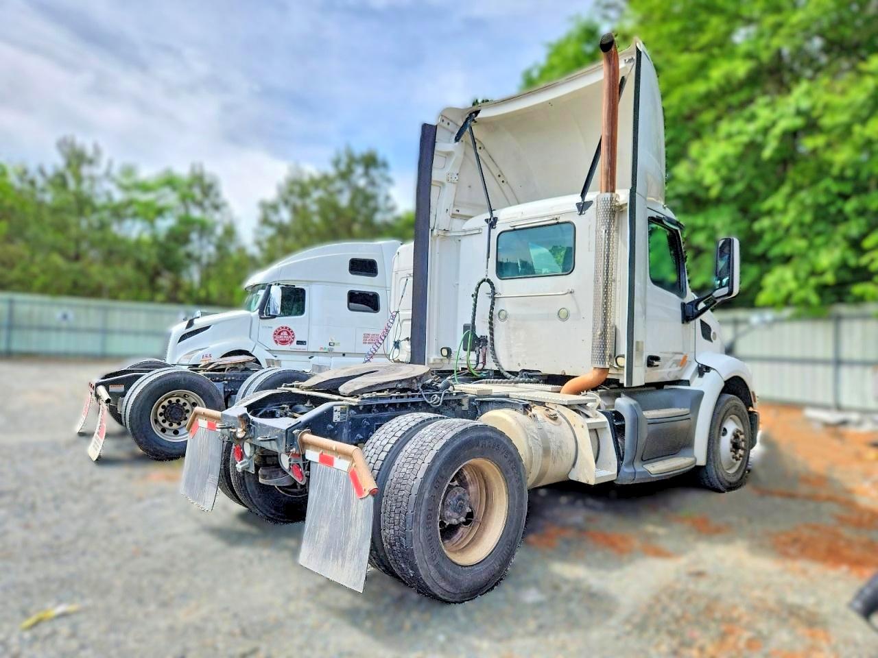 2017 PETERBILT All other VIN 1XPBA48X0HD428846 photo 4