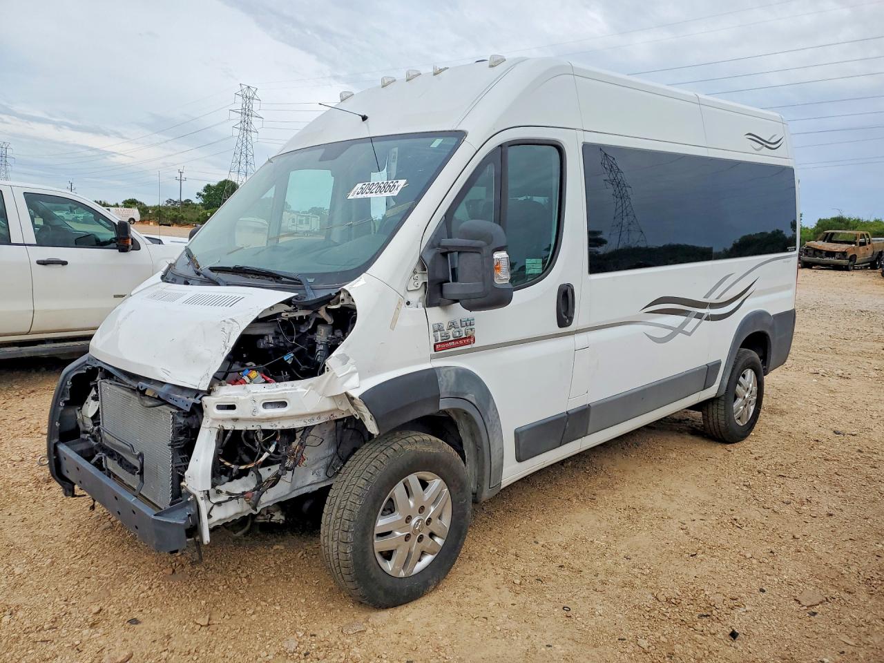 2015 Ram Promaster VIN 3C6TRVBG1FE503067 photo 1
