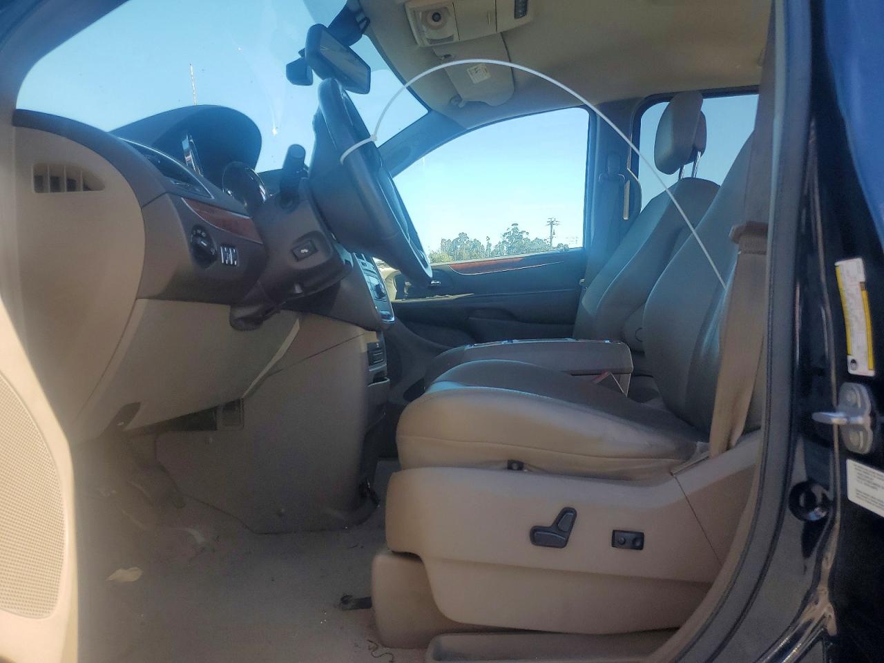 2014 Chrysler Minivan VIN 2C4RC1CGXER183160 photo 7