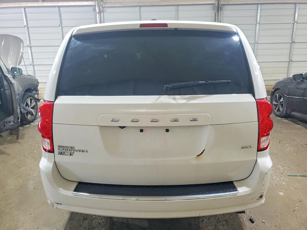 2020 Dodge Caravan VIN 2C4RDGCG5LR173732 photo 6