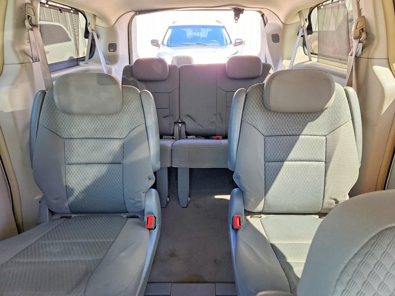 2010 Chrysler Minivan VIN 2A4RR5DX4AR475038 photo 10