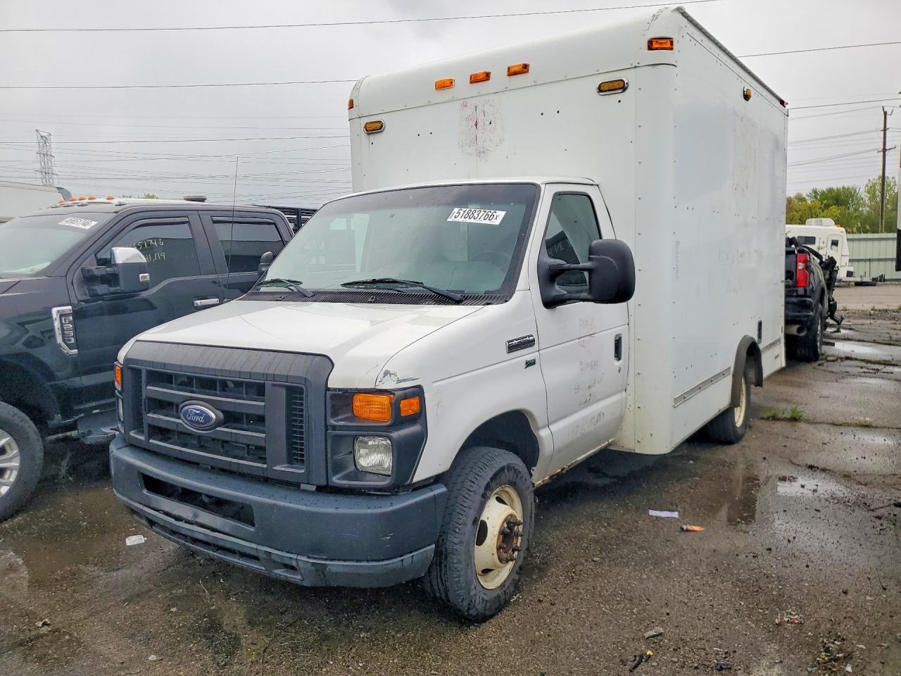 2010 Ford Econoline VIN 1FDWE3FL8ADA62539 photo 1