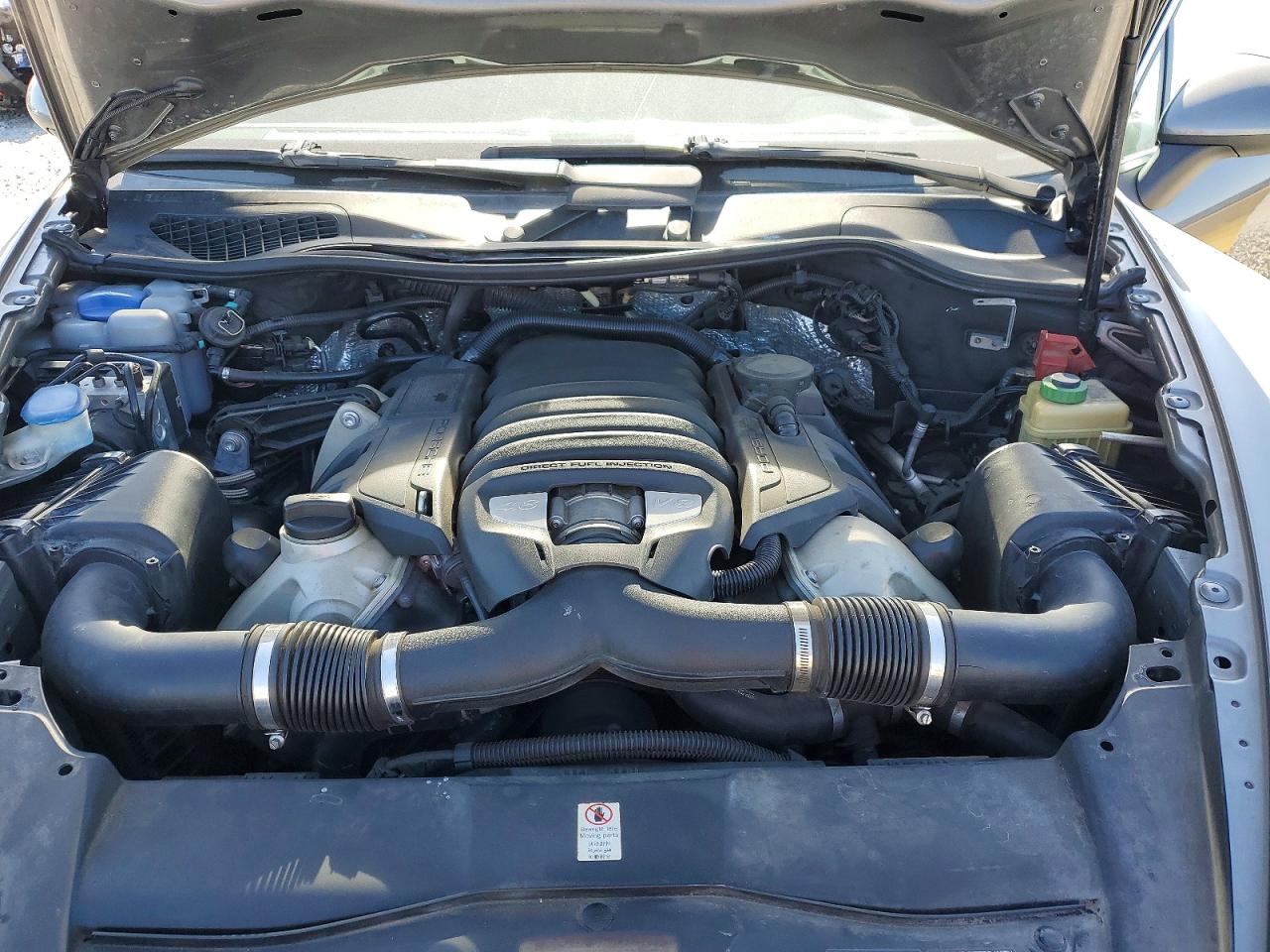 2011 Porsche Cayenne VIN WP1AB2A20BLA42632 photo 12