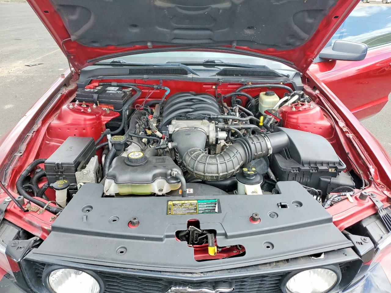 2005 Ford Mustang VIN 1ZVFT82HX55241235 photo 11