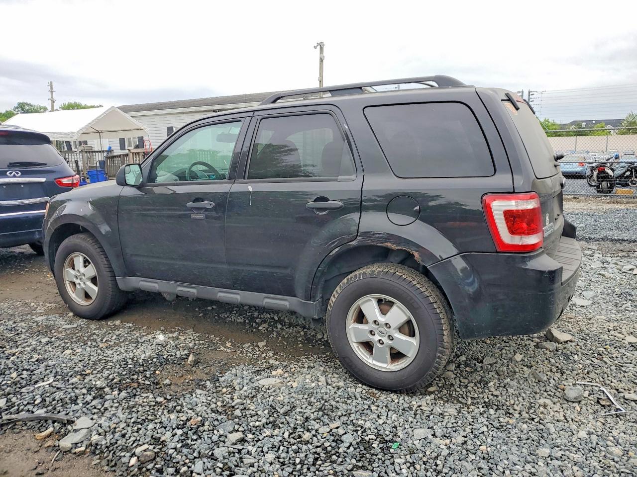 2012 Ford Escape xlt VIN 1FMCU0DG3CKC84639 photo 2