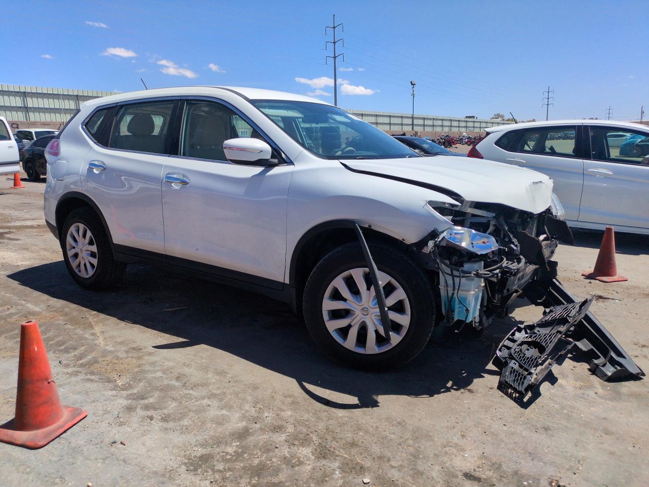 2015 Nissan Rogue VIN KNMAT2MV9FP580135 photo 4