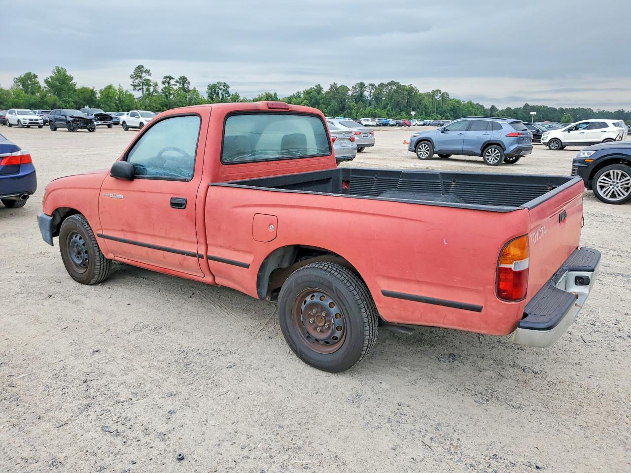 1999 TOYOTA Tacoma VIN 4TANL42N3XZ549352 photo 2